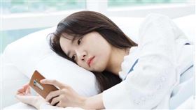 職業倦怠也是病？WHO正式認定「過勞」3症狀。（圖片來源：tvN）