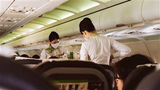 被叫Bob？空姐認了「這詞」是心動暗號