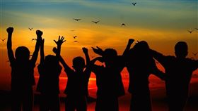 柳暗花明！6月能「逢兇化吉」4大生肖（圖／pixabay）