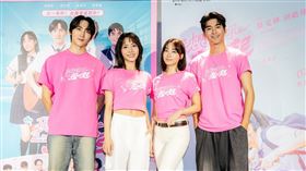 黃宏軒（左起）、林映彤、席惟倫、涂善存出席《我想和你在一起》試映會。（圖／星映電影提供）