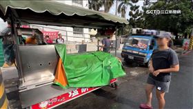 國小旁臨停家長槓攤車！PO文質疑「憑什麼趕人」