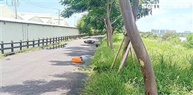 高雄,自撞,湖內,路樹,死亡