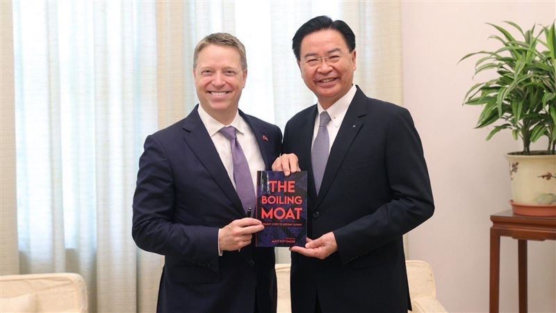 白宮前副國安顧問見吳釗燮　挺台喊這句
