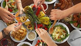 精緻飲食讓現代人容易出現三高。（圖／canva）