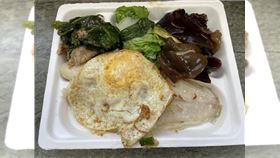 自助餐,貴,勇者,140,魚,蛋（圖／翻攝PTT）
