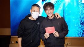 李俊緯（右）透露張學友（左）很不想讓歌迷失望。（圖／翻攝自IG）