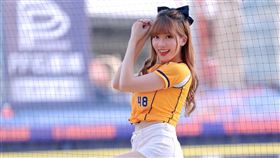 冼迪琦小迪被網友認為沒有林襄紅。（中信提供）