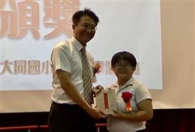 勇阻婦狂摑掌女大生　小六女童練過跆拳道（圖／校方提供）