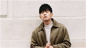 周杰倫罕見PO出和女兒的同框照。（圖／翻攝自IG／周杰倫）