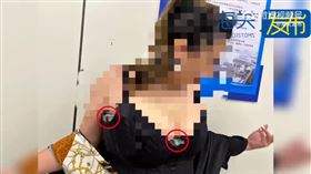 女子內衣藏遊戲卡過海關。（圖／翻攝自「海關發布」微博）