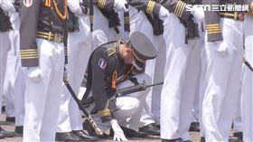 陸軍官校百年校慶，官校生中暑