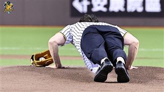 糸井嘉男伏地挺身開球　對台灣WBC印象深