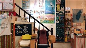 台東一家評價不錯的民宿，被發現老闆在浴室裝針孔偷拍，受害人已提告。（圖／翻攝臉書）