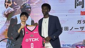 ▲「台灣黑豹」阿巴西正式加盟日本職籃秋田北部喜悅。（圖／記者蔡厚瑄攝影）