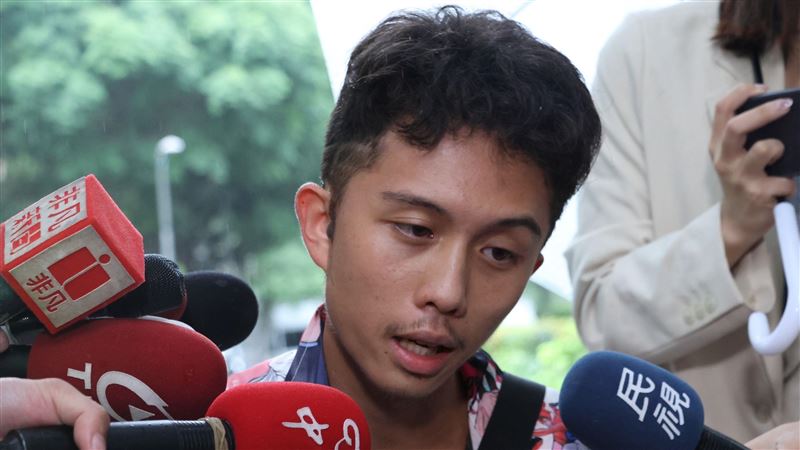 孫安佐親自回應媽　帶火槍上街恐遭警傳喚