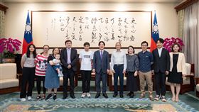 賴清德接見萬里國中生許顥騰（圖／總統府提供）