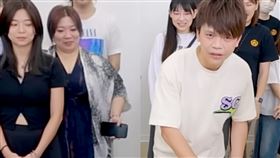 蘿拉、蔡阿嘎。（圖／翻攝自蔡阿嘎YouTube）