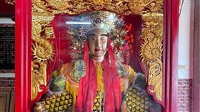 ▲關平太子為關聖帝君的左右護法。（圖／記者 李芝萱攝影）