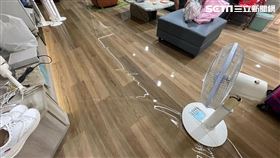 濾芯沒鎖好水狂噴6小時，回到家已成了沼澤，想救家電根本來不及。（圖／民眾提供）