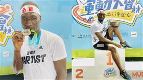 黑龍。（圖／翻攝自黑龍IG）