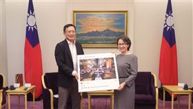 副總統蕭美琴今（18）日接見「台灣網路暨電子商務產業發展協會」。（圖／總統府提供)