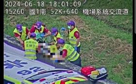 國道一號五楊高架林姓男駕駛跳橋，宣告不治。（圖／翻攝畫面）