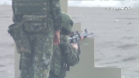 文 砍紅軍反彈1800