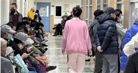 花花班浮濫！5人顧38床還輪三班　護理師控：評鑑都看假班表