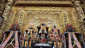 ▲金絲楠木製成的神龕非常華美（圖／翻攝自台南市下林玉聖宮粉絲專頁）