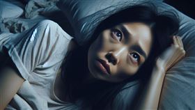 上班族女性近半年來因為睡前腳板、腳踝、腳底處奇癢無比，導致嚴重睡眠困擾。（圖／AI生成）
失眠