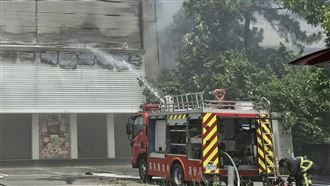 苗栗千葉火鍋狂燒7小時！黑煙竄天際