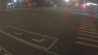 目睹兒遭輾斃！母痛心問駕駛：為何不煞車