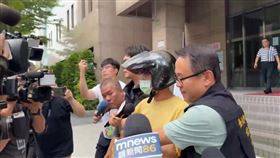 經紀人朱翊銘今（20）日遭移送北檢。（圖／翻攝畫面）