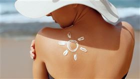 夏季女人老超快！這個「原因」促老化鬆弛失去彈性狠老10歲（業配勿用）