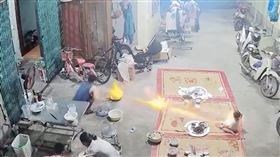 越南,酒精,女童,火烤,意外,燒傷https://twitter.com/pimainnet81/status/1801946532239057133?ref_src=twsrc%5Etfw%7Ctwcamp%5Etweetembed%7Ctwterm%5E1801946532239057133%7Ctwgr%5Ec31762229863d378a35e3ab1dbd1ff097c544fa2%7