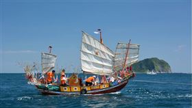 ▲和平島王爺海上遊江。（圖／翻攝自和平島社靈廟(三府王爺) 粉絲專頁）
