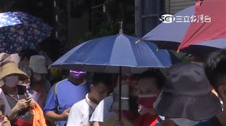 台中夏至飆破33℃　民眾頂高溫領物調券
