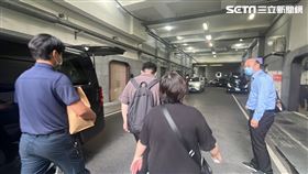 家屬今（21）日下午前往三總相驗。（圖／記者黃翎瑄攝影）