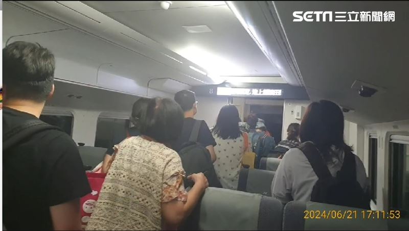 新自強號出軌！台鐵緊急成立應變小組