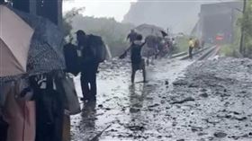 傅崐萁：花蓮人何時能夠安全回家？！（圖／翻攝自傅崐萁臉書）