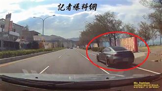 扯！賓士狂飆害VOLVO被警「抓交替」