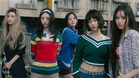 NewJeans完整體回歸告吹。（圖／翻攝自newjeans_official IG）