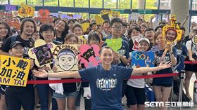 戴資穎舉辦簽名會，現場球迷塞爆高雄巨蛋。（圖／記者蔡厚瑄攝影）