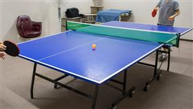 桃園一名國小女生遭桌球教練性騷，包括摸臀、熊抱等行為。（示意圖，photoAC提供）