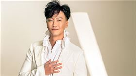 林俊逸入圍金曲歌王。（圖／媒體棧提供）