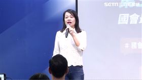 國民黨今（23）日在高雄市舉辦「第三波民主改革」國會改革說明會，包含主席朱立倫、立委柯志恩、立委許宇甄、立委陳菁徽、立委林倩綺等黨內大咖都前來宣講，氣氛相當熱鬧。