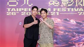 林鶴軒（大鶴，右）、周予天主演的新劇《塑膠花》。（圖／台北電影節提供）