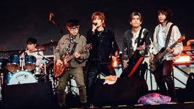 八三么樂團演出氣氛熱烈。(圖/翻攝八三么IG）