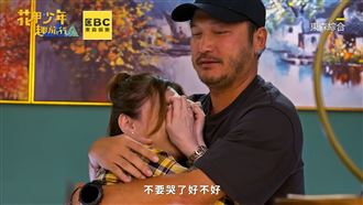 爸生前蒐集這東西盯離婚進度　何如芸淚崩