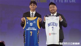 ▲游艾喆加盟日本職籃B1滋賀湖泊。（圖／記者張沛嘉攝影）